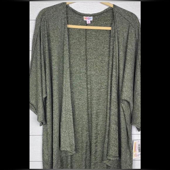 Lularoe Lindsay - Picture 1 of 9